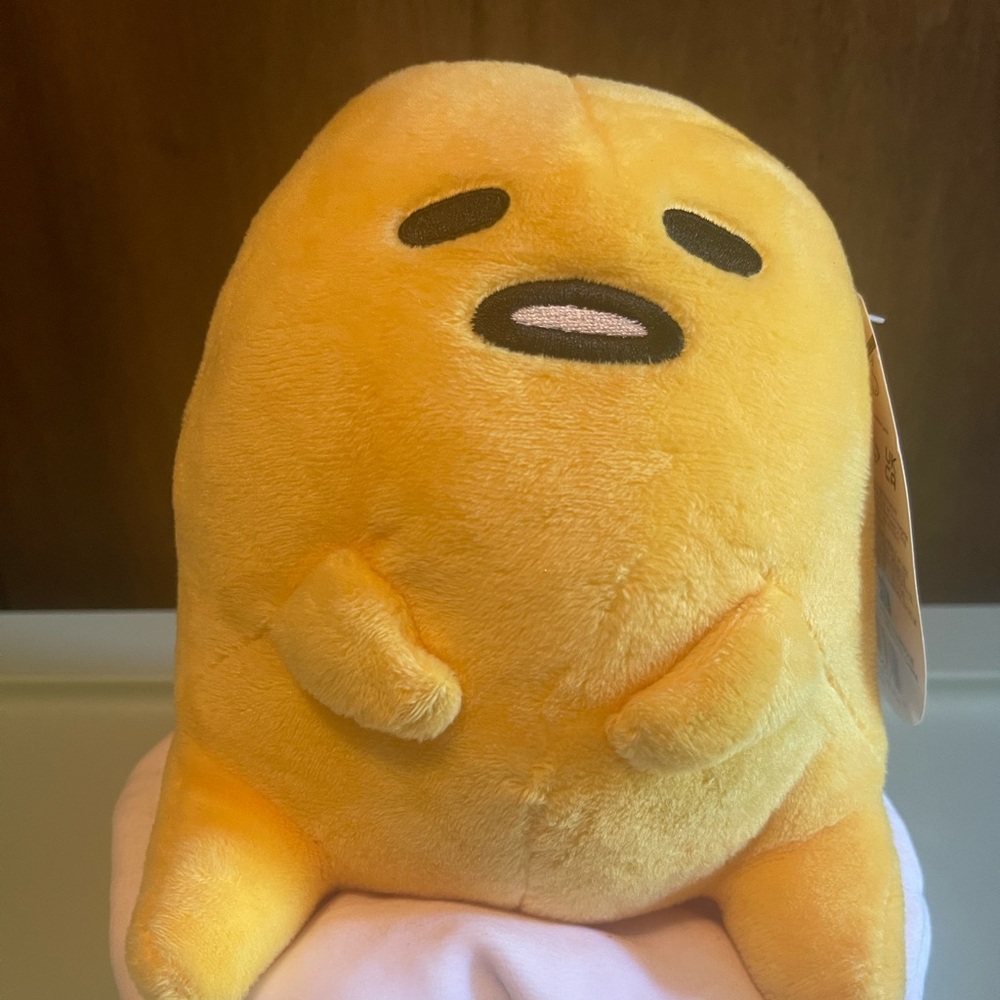 Gudetama “meh” egg NWT